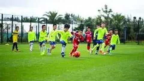 【双色球2025140必中秘籍】蓝色球精选：14，风起彩池，寒意尽消！