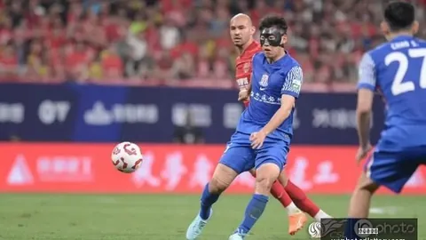 何勇生前生活点滴快乐彩游戏：乐评人深情回顾
